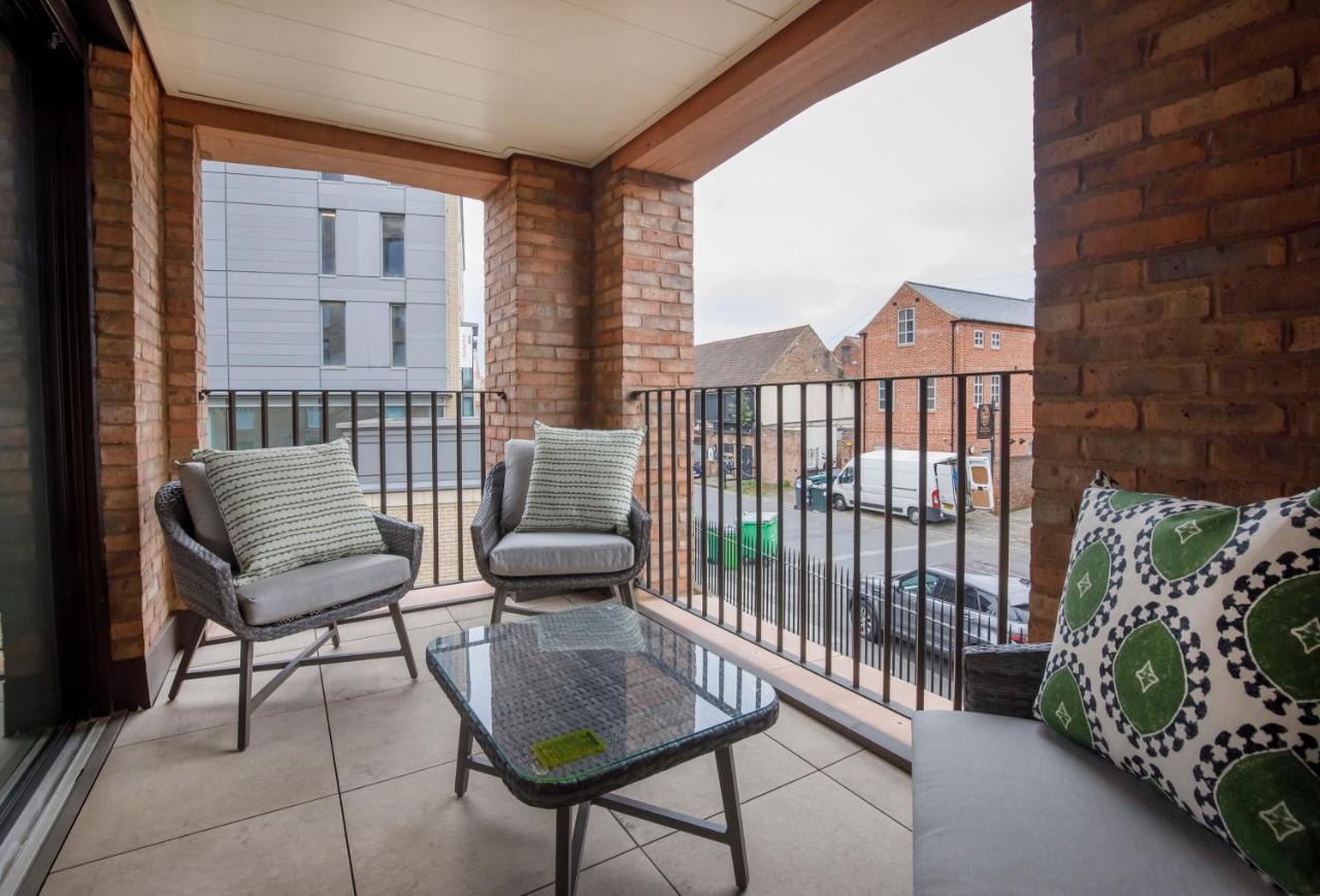 21 Hudson Quarter Luxury Apartments-free Parking 1 Car York