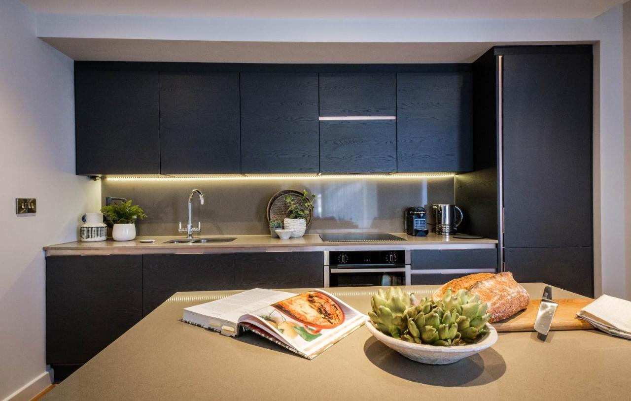21 Hudson Quarter Luxury Apartments-free Parking 1 Car Apartment