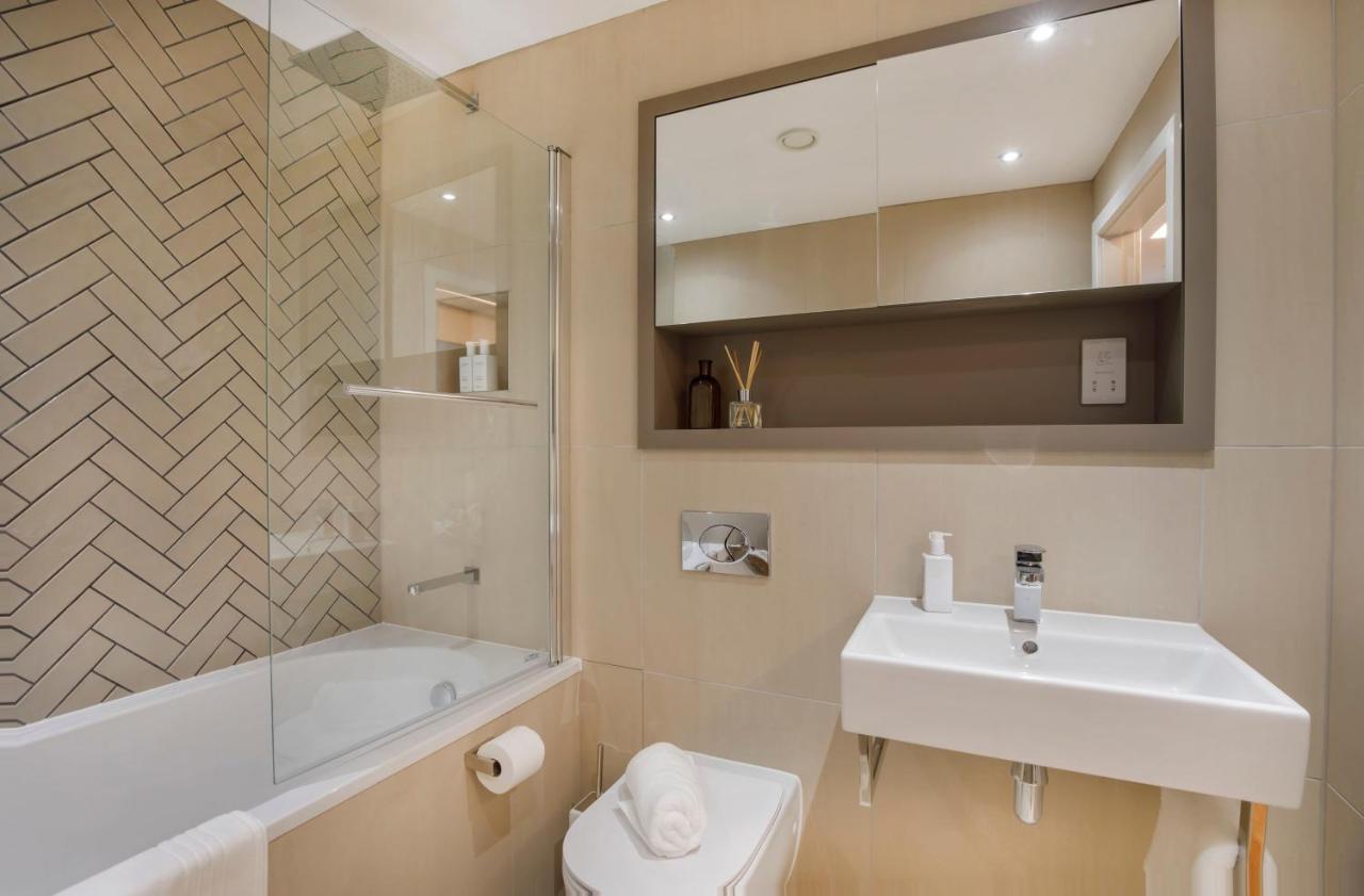 21 Hudson Quarter Luxury Apartments-free Parking 1 Car Apartment