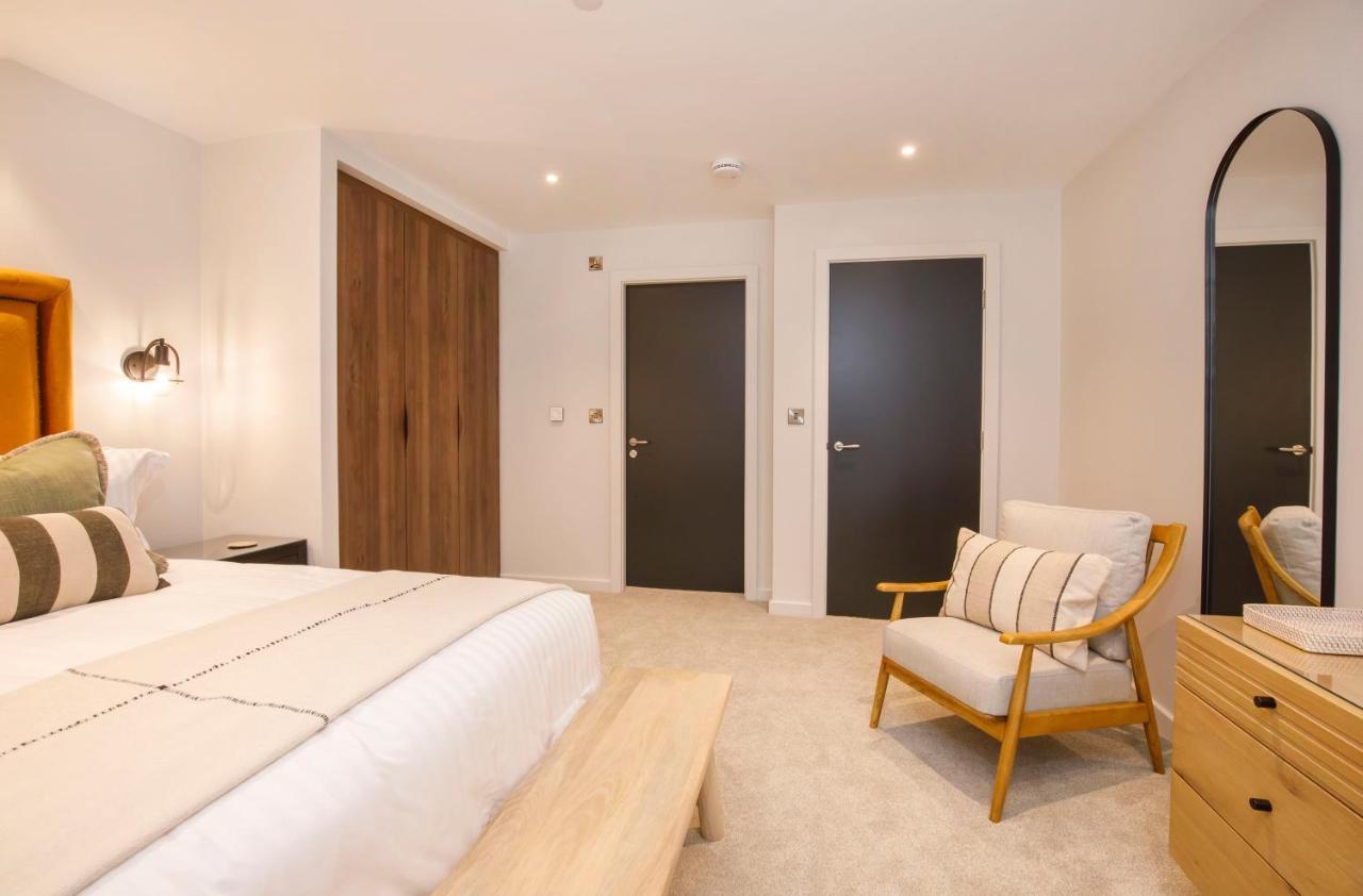 21 Hudson Quarter Luxury Apartments-free Parking 1 Car Apartment York